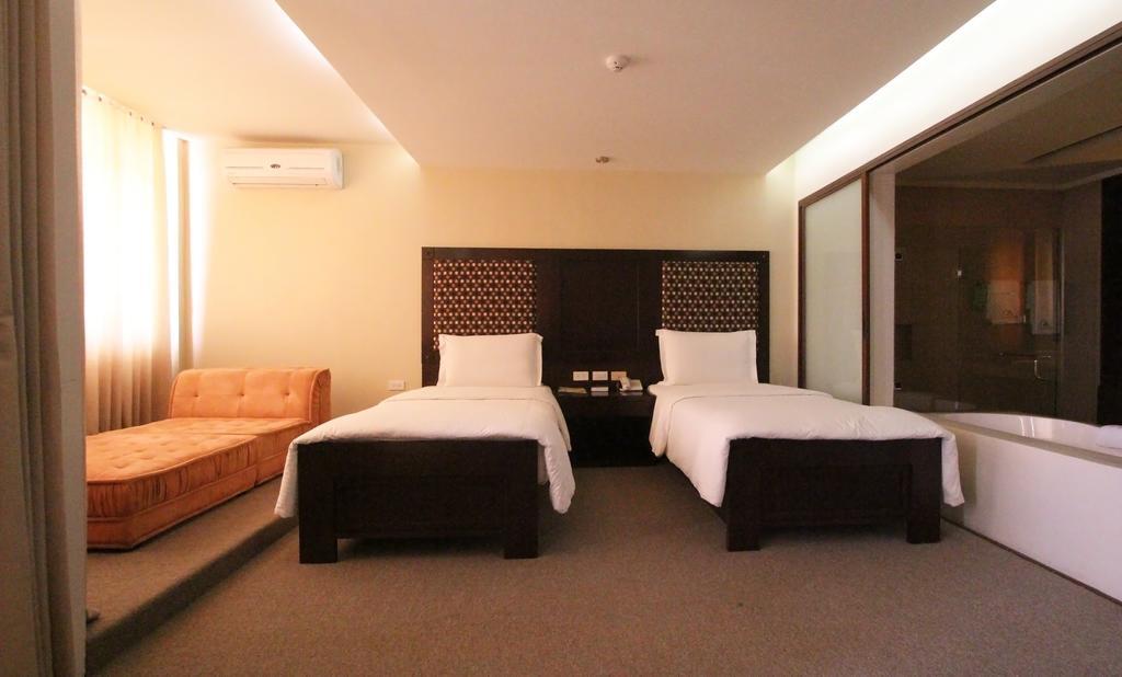 Coron Gateway Hotel & Suites Ruang foto